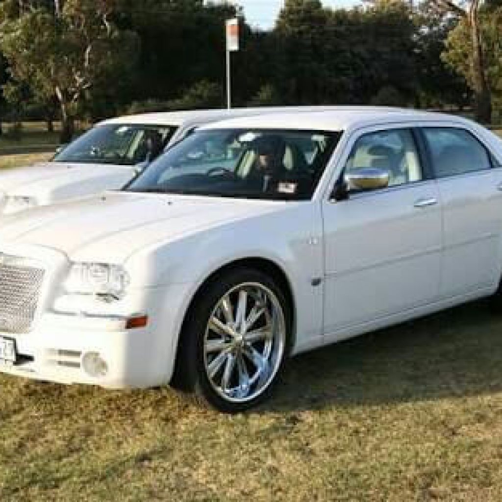 Chrysler 300C Rental Chrysler 300C for rent in Punjab and Haryana Wedding Car Point
